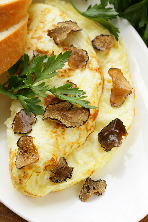 Omelette aux cèpes ou aux truffes