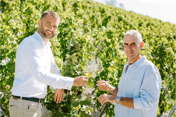 Fabrice et Yannick Ripoche, fondateurs des Passionnés du Vin